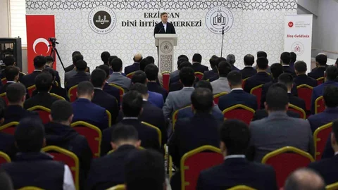 Erzincan'da İmam Adaylarına Merhamet Eğitimi