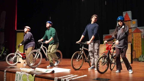 Kocaeli'de "İki Teker Bir Rüya" Tiyatrosu