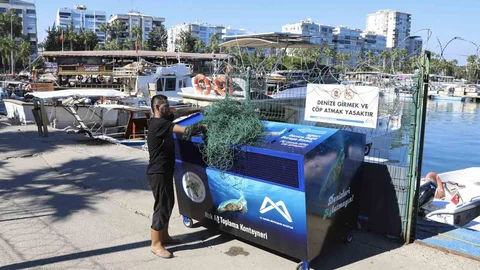 Mersin'de Balıkçı Ağları Geri Dönüşüme Kazandırılıyor