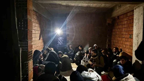 Düzensiz Göçmenler İnşaatta Yakalandı