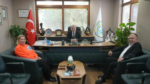 Ayvalık'tan Edremit Ticaret Odası Ziyareti