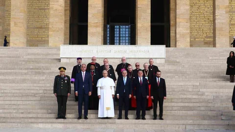 Papa 14. Leo Anıtkabir'i Ziyaret Etti