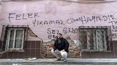 İzmir Atamer'de Çatlak Sorunları Artıyor