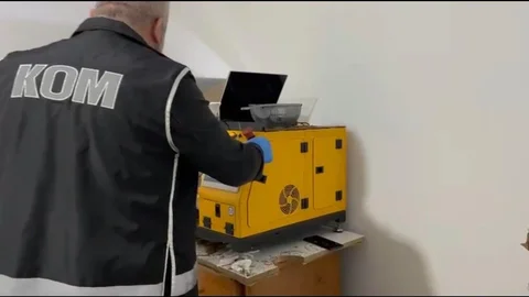 Kocaeli'de Kaçak Sigara İmalathanesi Bulundu