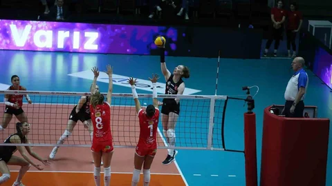 Türk Hava Yolları Avarca de Menorca'yı Yendi