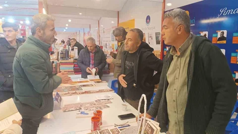 Kahta'da İlk Kitap Fuarı Yoğun İlgi Gördü