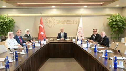 Gençlerin Dijital Güvenliği İçin Yeni Adımlar