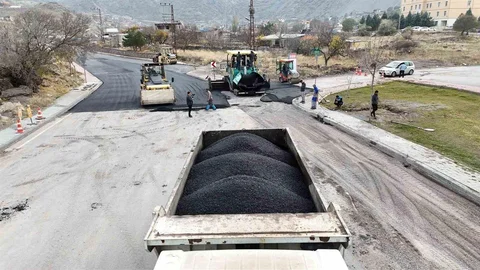 Melikgazi'de Yeni Yol Çalışmaları Devam Ediyor