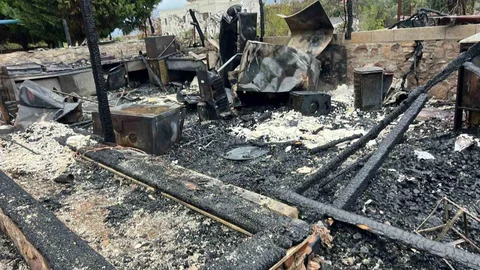 Bozcaada'da Otel Yangını Meydana Geldi