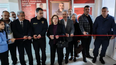 Mursallı'da Şehit Binbaşı Kütüphanesi Açıldı