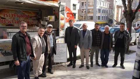 Bilecik’te Şehitler İçin Lokma Dağıtımı Yapıldı