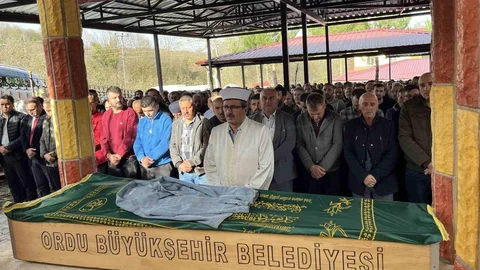 Ordu'da 6. Sınıf Öğrencisi Toprağa Verildi