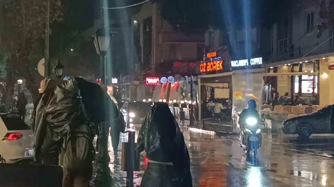 Tekirdağ'da Sağanak Yağış Etkili Oldu