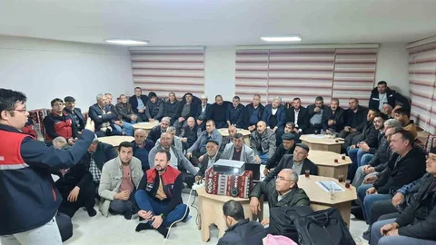 Afyonkarahisar'da Çiftçi Toplantıları Devam Ediyor