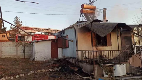 Çorum'da Yangın Çıktı, 1 Kişi Yaralandı