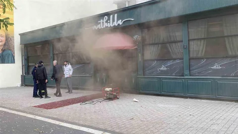 Eskişehir'de Otel Yangını Panik Yarattı