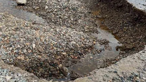 Çanakkale'de Sağanak Yağış Sebebiyle Yol Kapandı