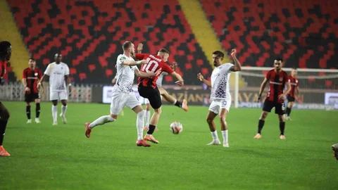Gaziantep FK - Eyüpspor İlk Yarı Sonucu