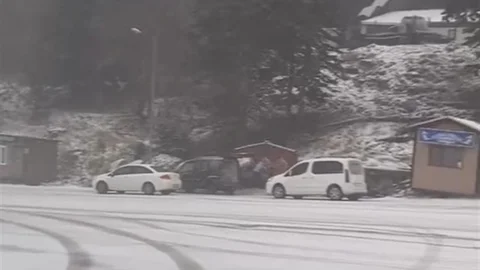 Uludağ’da Kar Yağışı Başladı