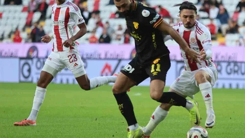 Antalyaspor-Göztepe Maçında İlk Yarıda 1-0 Önde