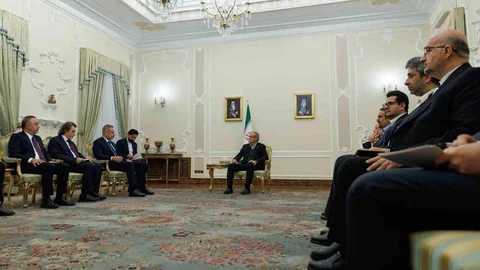 Dışişleri Bakanı Hakan Fidan Tahran'da Görüştü