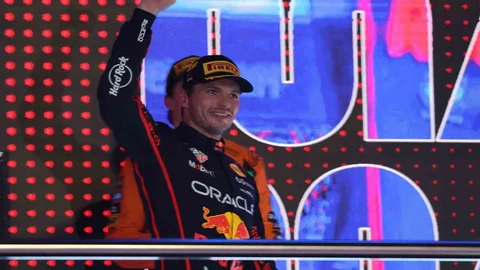 Katar Grand Prix'sinde Verstappen zaferi