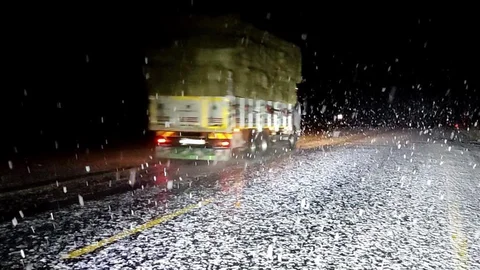 Ardahan'da Kar Yağışı Ulaşımı Etkiledi