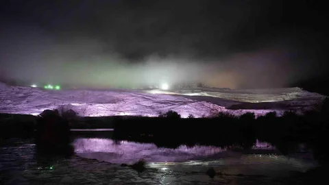 Pamukkale'de Yağmur Sonrası Sis Güzelliği