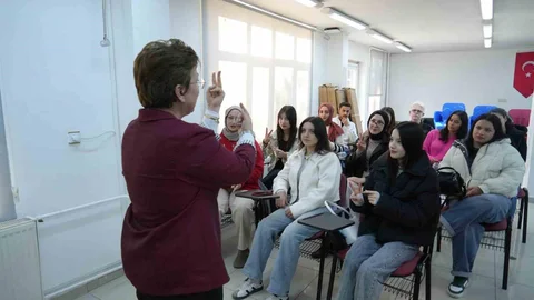 Niğde'de İşaret Dili Eğitimi