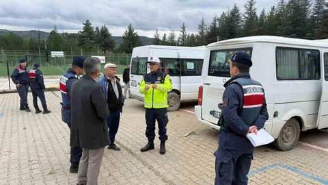 Pazarlar'da Okul Servislerine Denetim Yapıldı