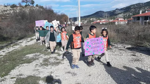 Mudurnu'da Erozyon Farkındalığı Yürüyüşü