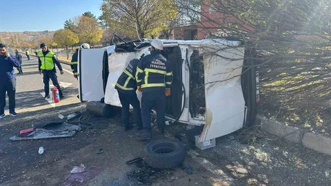 Mardin'de Trafik Kazası: 3 Yaralı