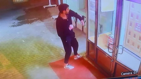 Eskişehir'de Cami Kapısına Saldırı