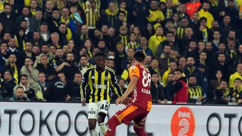 Fenerbahçe ve Galatasaray Berabere Kaldı
