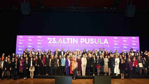 Nilüfer’e Altın Pusula Ödülü Verildi