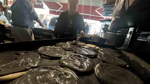 Bursa'da Siyah Tahinli Pide Dönemi