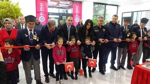 Tavşanlı’da Çanakkale Ruhu Sergisi Açıldı