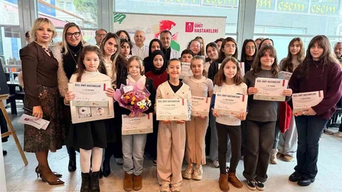 Çocukların Robotik Hayvan Tasarımları Sergilendi