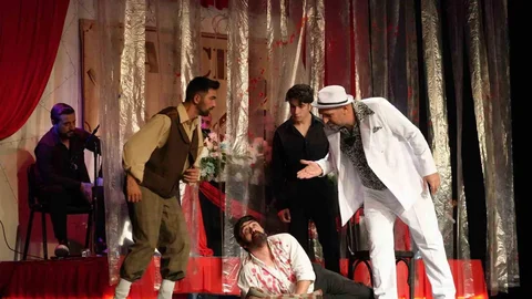 Erzurum'da "Hançer Havası" Tiyatro Oyunu