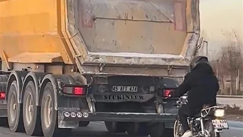 Konya'da Motosikletli Tehlikeli Takip