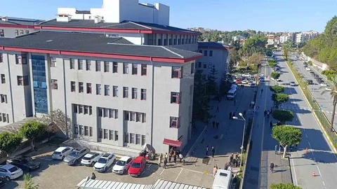 Manavgat'ta Rüşvet Davası Başladı