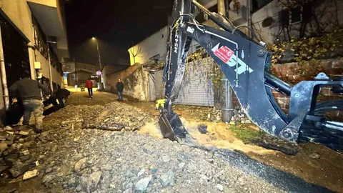 Edirne'de Su Borusu Patladı