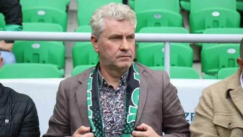 Sakaryaspor Kulübü Başkanı İstifa Etti