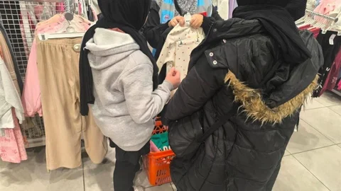 Elazığ'da Yetim Çocuklara Yardım Kampanyası