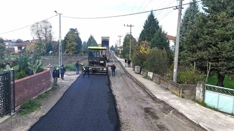 Erenler'de Yol Çalışmaları Devam Ediyor