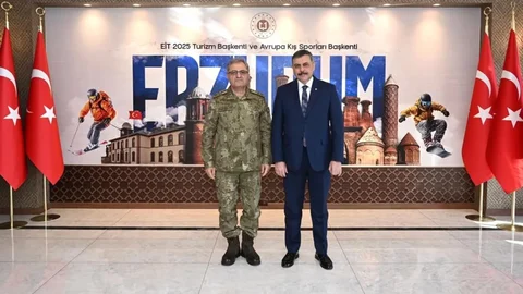 Tokel Paşa Erzurum'da Ziyarette Bulundu