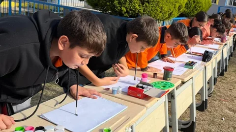 Manisa'da Empati ile Resim Etkinliği