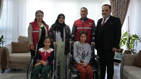 Şehitkamil'de Özel İhtiyaçlı Bireylere Tekerlekli Sandalye Desteği