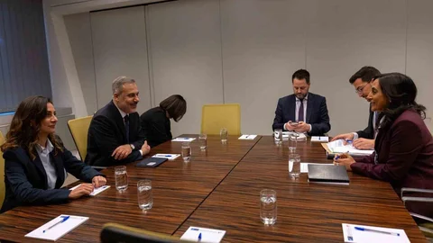 Bakan Fidan Brüksel'de Görüşmelerde Bulundu