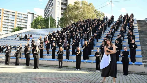 Manisa'da İşaret Dili Performansı